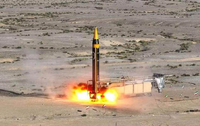 伊朗已被包围，美军开战前，普京派人来探中方口风	，董军斩钉截铁