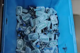 点亮灯牌取快递，你的快递怎么取？图片