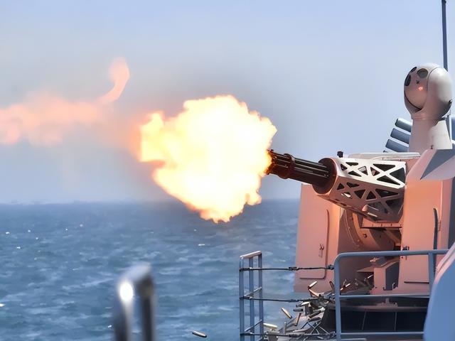 高市仍不死心！中方发出最后警告，中日爆发战争的可能性有多高？