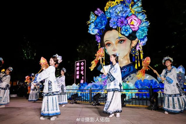 济南“顶流”新家位置在这儿！打卡人流量堪比春节灯会，给您细数诸多看点！