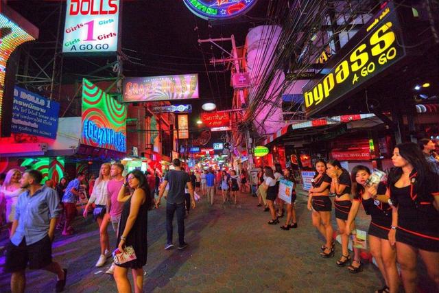 艾滋病出入境新规落地：从2025年1月开始，出入境有这些变化！