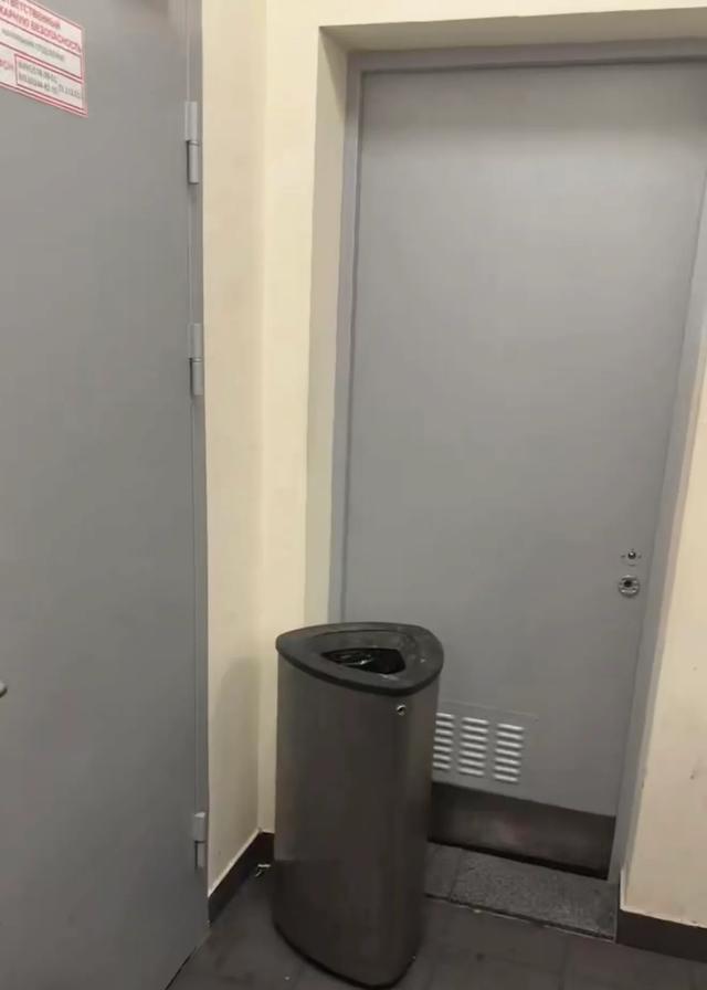 俄罗斯跟团游被关小黑屋，携程旅游不管不问行李丢失