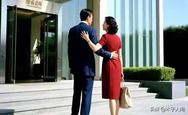 两性关系：过来人忠告，女人50岁后和老公分床睡，多半是这下场