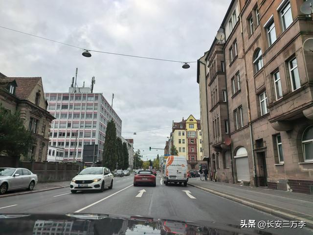欧洲行第11天：离开捷克再入德国，前往斯图加特，体验不限速高速