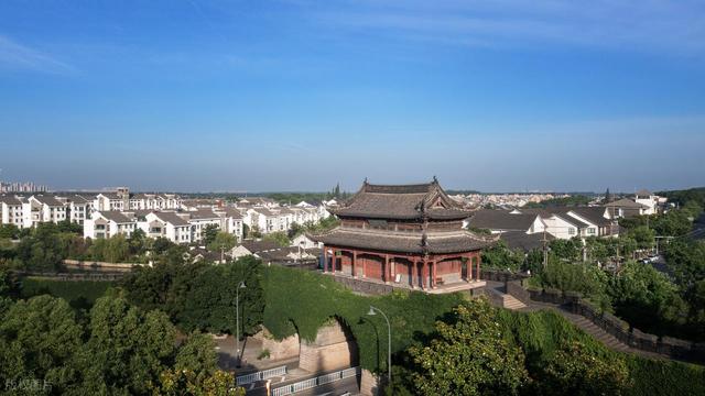 江苏“富到漏油”的县级市，人口不到200万，面积比1个香港还要大