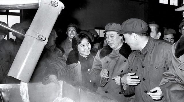 78年，谭震林怒斥汪东兴：我已经70多了，什么叫“重新做人”？