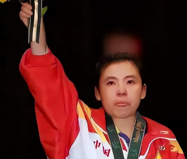 涉贪腐被带走、败光20亿	、移民改国籍	，邓亚萍身上的谣言太离谱