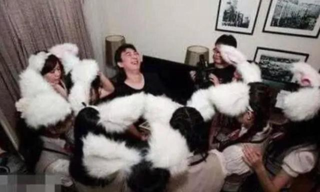 陪睡陪玩只是冰山一角！万达蒸发800亿后，王思聪再次传出大丑闻