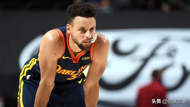 NBA西部半决赛：99:88勇士险胜，库里伤退，3人表现太差，3人满分