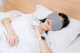 睡觉时总在凌晨3、4点醒来，再无睡意，竟然暗示四大疾病图片