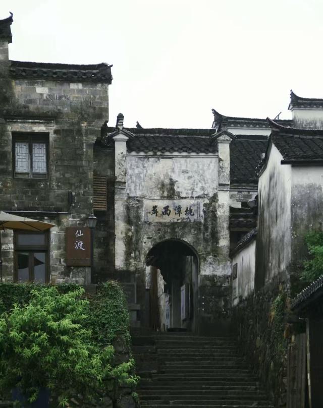 把李白骗来打卡的皖南小城，现在还在造全中国最好的纸