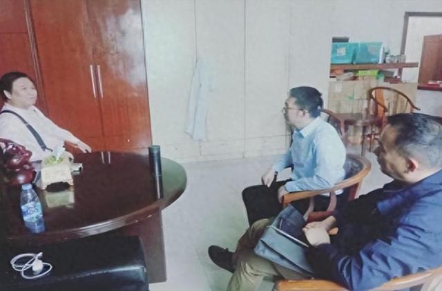 报应来了！捐给美国7千万，满嘴“中国穷关我啥事”，如今破产了