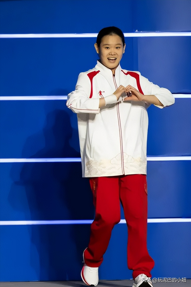 张家齐谈与陈芋汐全红婵的友谊，她坦言月经意味着噩梦的开始