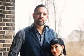 丈夫2米13，妻子1米52！美国夫妇身高悬殊60公分，接吻都不容易图片