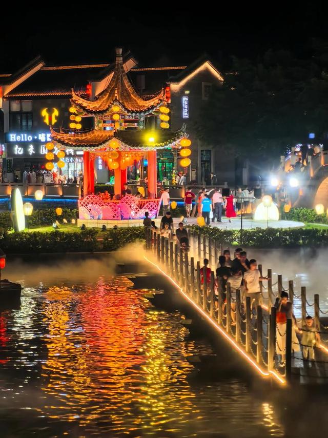 中越边境藏着比桂林更壮观的山水，现在去的人还不到1%