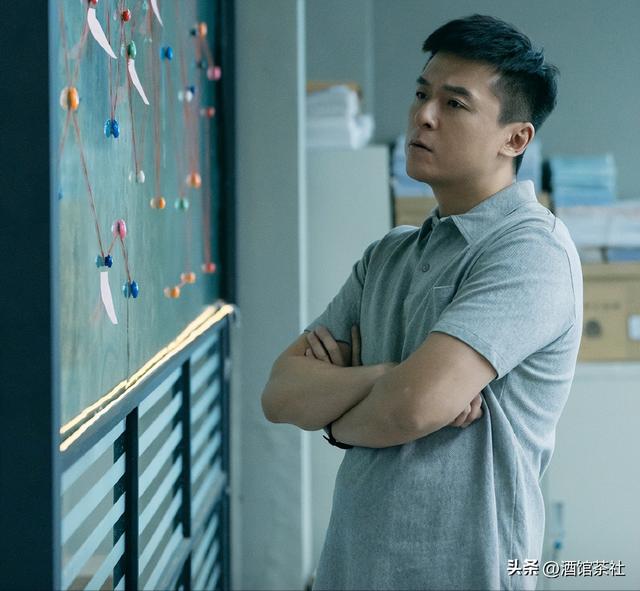 窒息的妈宝男！被母亲拆散三段感情后，46岁他仍单身无一女孩敢嫁