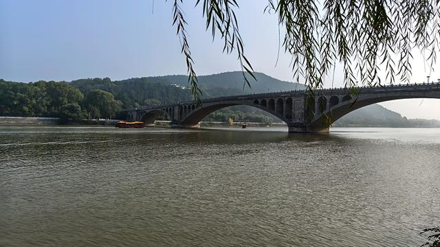 千年智慧在石窟一一开封之旅纪实之五