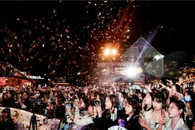 清明小长假上海共接待游客700.27万人次，同比增长5.45%图片