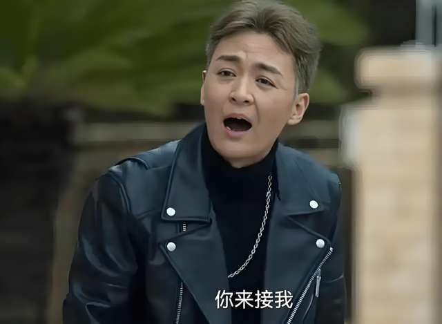 长得丑演技还烂，这5位捧不红的“关系户”，看着就让人闹心