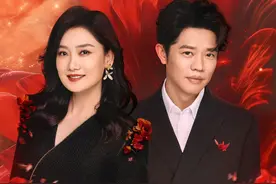 万万没想到！凤凰传奇演唱会变成万人演唱会，只有台上俩听众图片