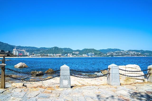 2025中国十大热门旅游城市排名，成都第3，郑州第5，重庆垫底！