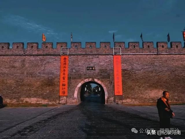 商丘古城：夏日晨韵中的历史回响