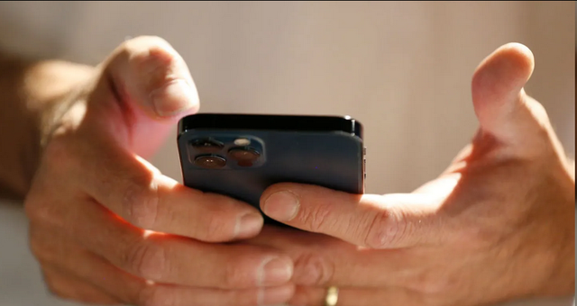 为什么我买不到小尺寸智能手机？