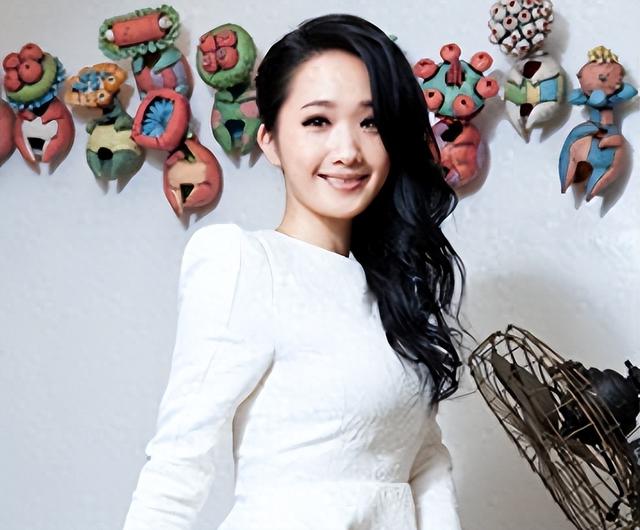 原来她早已离世，自己定墓园和寿衣，3200万遗产全给姐姐