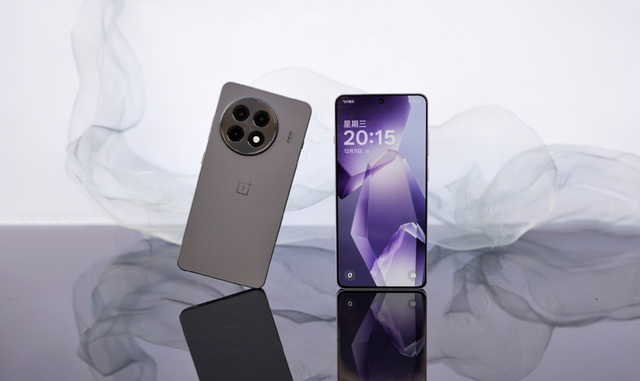 2025“反应极快”的3款手机，16GB+512GB低价高配，流畅用六年