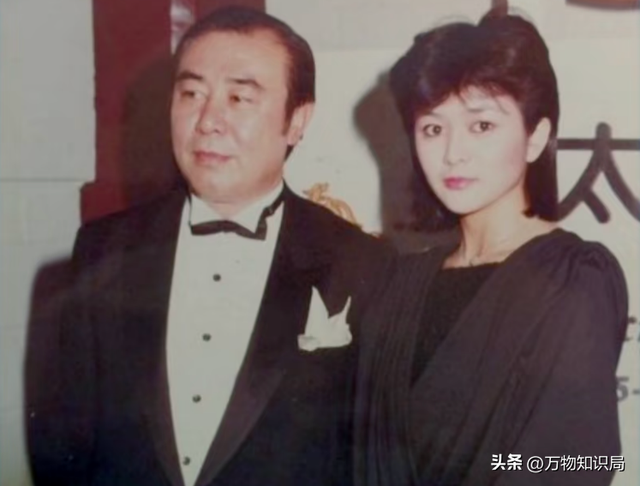关之琳的母亲有多漂亮？娇媚冷艳颜值出众，美得惊为天人！