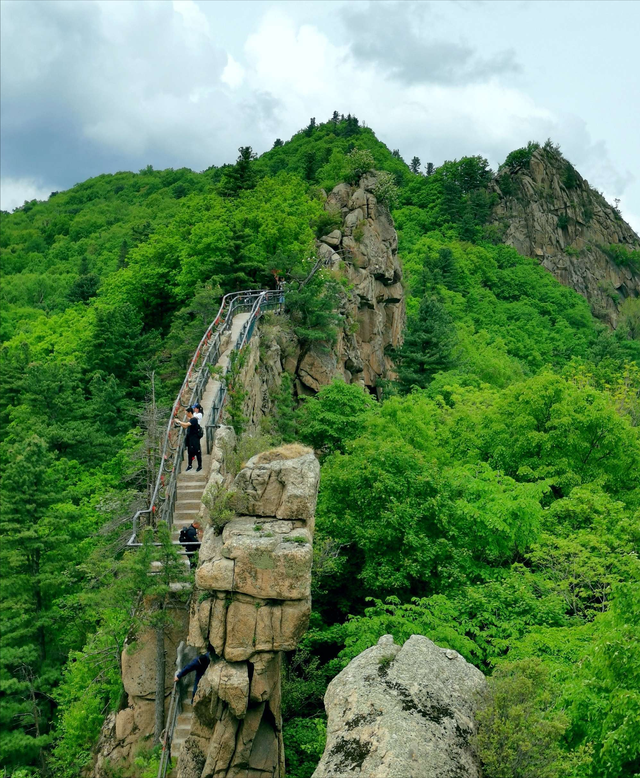 吉林有一座避暑县城，干净整洁空气好消费低，配套可媲美地级市