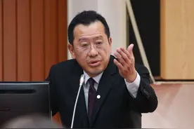 2027年攻台？台军头子透露一个秘密，涉及解放军，赖清德很恐慌图片