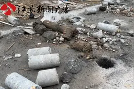 南京雨花台区​青山竹苑小区门口变“考古现场” 筛子式挖掘引热议图片
