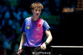 澳门国际乒联世界杯：林高远4比2樊振东晋级4强，半决赛对阵张本智和图片