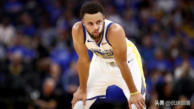 NBA西部半决赛：99:88勇士险胜，库里伤退，3人表现太差，3人满分