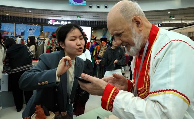 赴一场奔腾而豪迈的内蒙古年约！