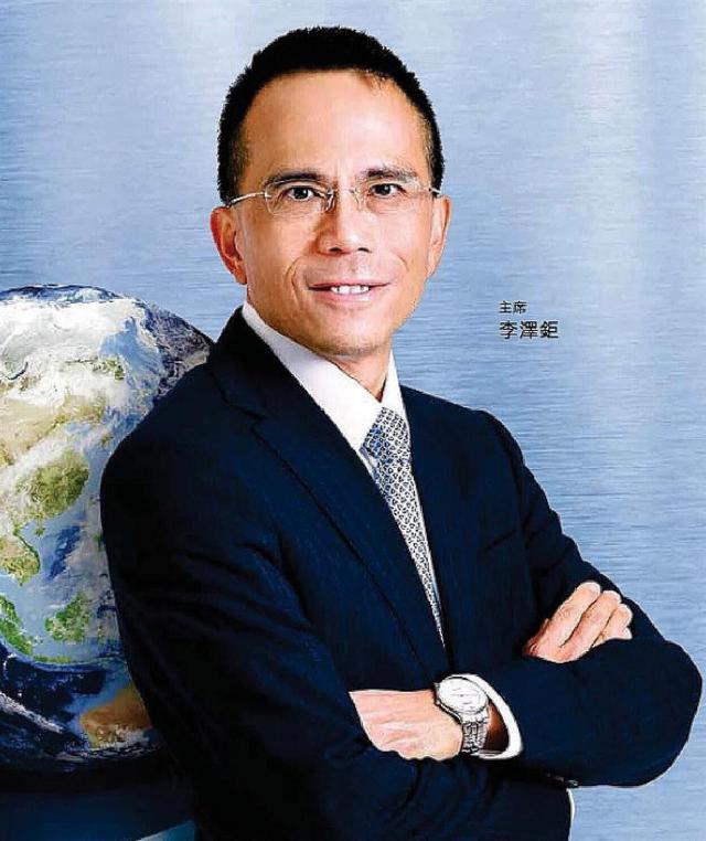 2909亿身价有何用？97岁的李嘉诚徐徐老矣，两个60岁儿子已成心病
