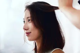 两性关系：哪个年龄段的女性荷尔蒙最为旺盛？35 岁女性讲述经历图片