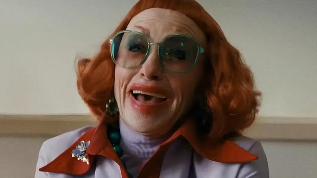 票房破19亿!漫威退下来3位演员,联手拍R级片,给老东家上了一课