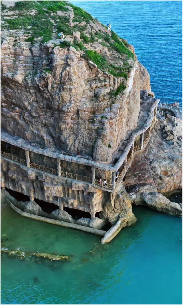 从浪浪山到蓬莱阁，这场仙境之旅太懂打工人了