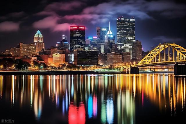 景致记录：狄更斯游美国匹兹堡，船无桅杆，甲板不见天，驾驶不熟