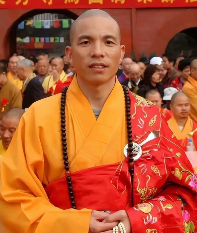顺藤摸瓜！上任仅8天，官媒出手，揭开释印乐真实人品，字字珠玑