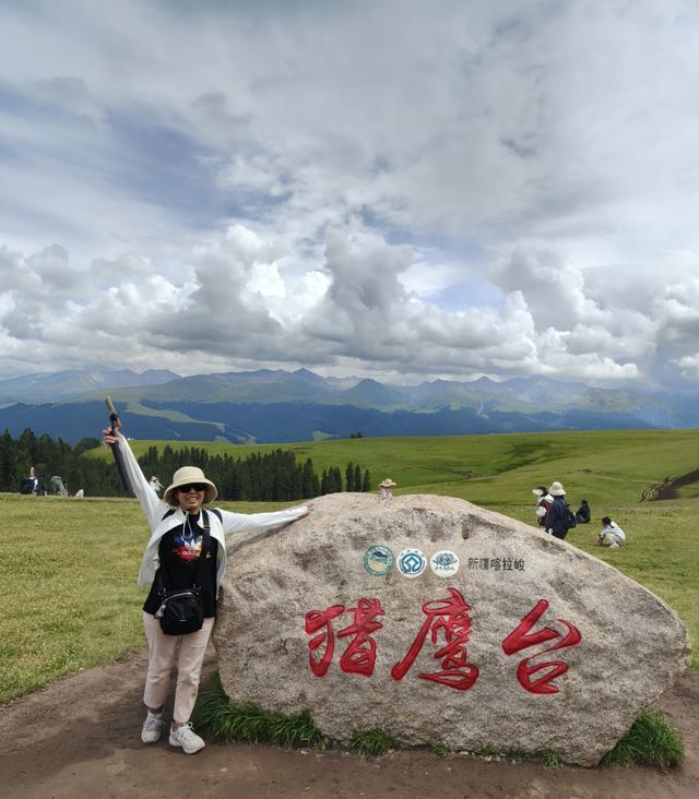 北疆行⑨——穿越喀拉峻草原