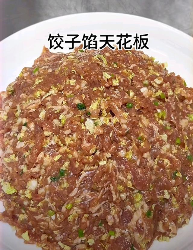 猪肉白菜馅才是饺子馅天花板！鲜到舔盘的秘诀，老辈人都这么做