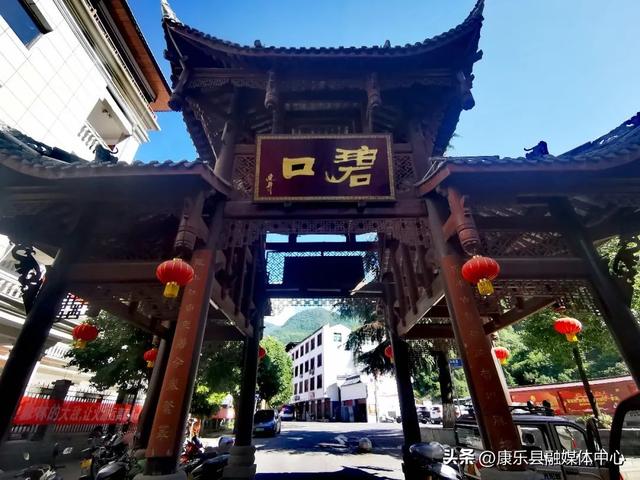 天凉好个秋，不如去甘肃的古镇里走一走