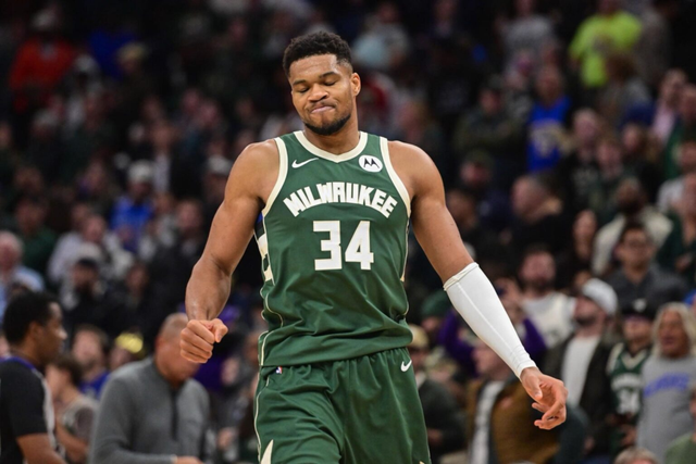 曝字母哥正式与雄鹿进行谈判