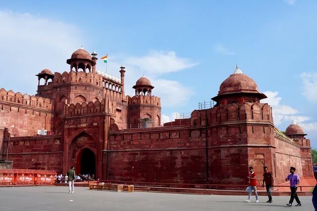 局势突然紧张！印度发出侵略威胁，扬言24小时内吞并邻国一个省