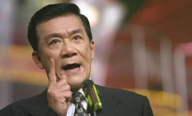 侯耀文离世17年，昔日小20岁娇妻，被侄儿“撬”走多年后如今怎样