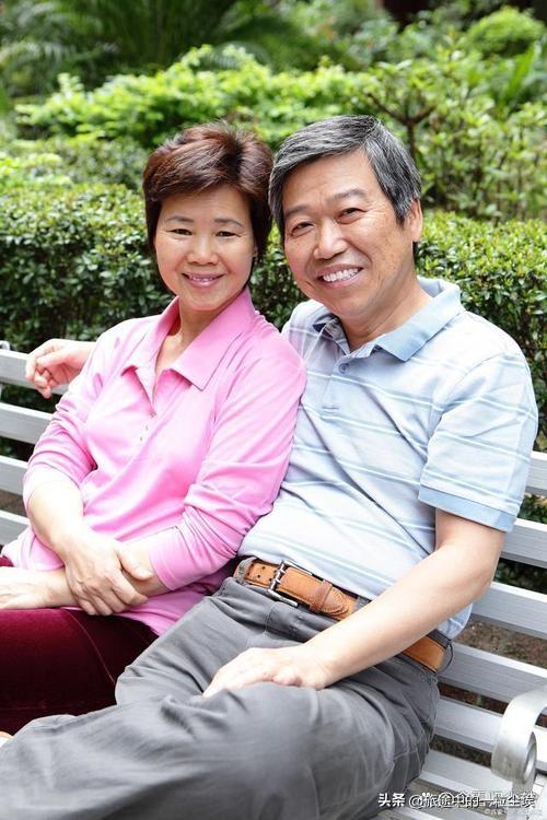晚年夫妻生活，记住4做4做，夫妻越过越和谐，90%的人不了解