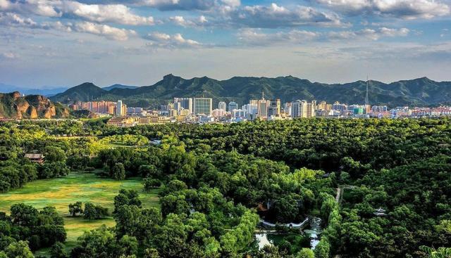 “宜居城市”10强：厦门不如三亚，大连高居第3，西安承德没上榜